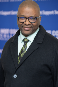 Mr Riaan Hoffman
